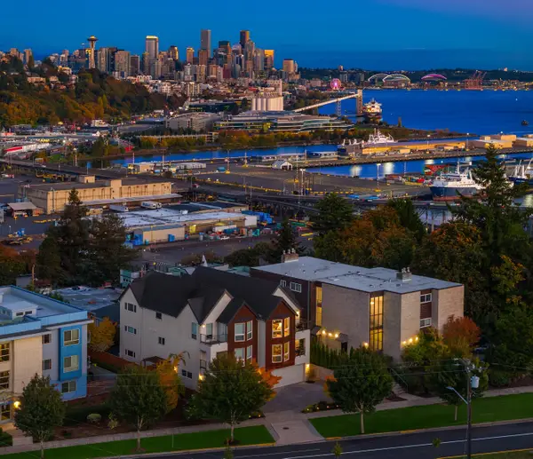 1958 Thorndyke Avenue W, Seattle, WA 98199