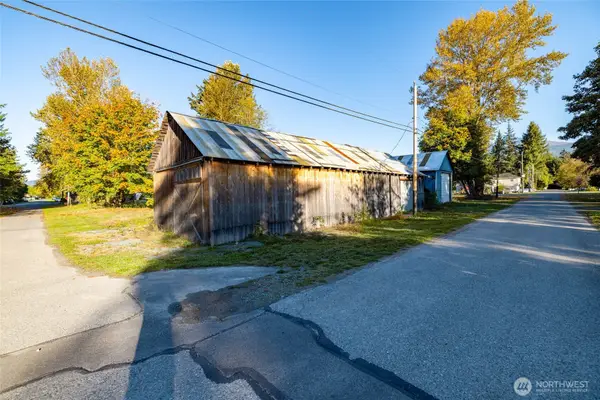 401 Hamilton Avenue, Hamilton, WA 98255