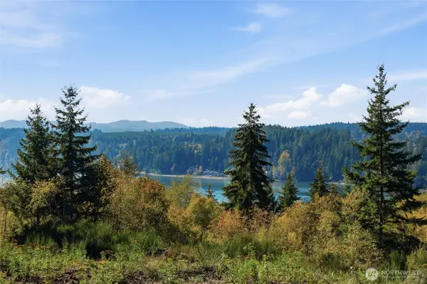 3 E Lone Fir Drive #3, Shelton, WA 98584