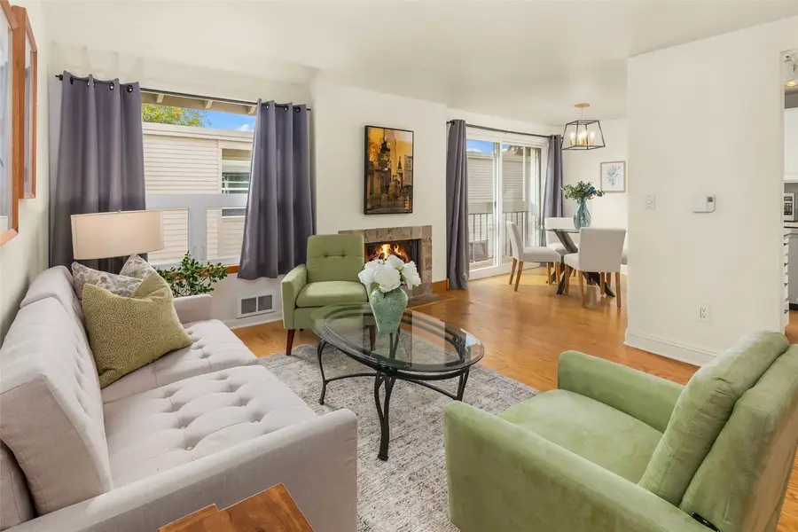 202 W Olympic Place #302, Seattle, WA 98119 - #2