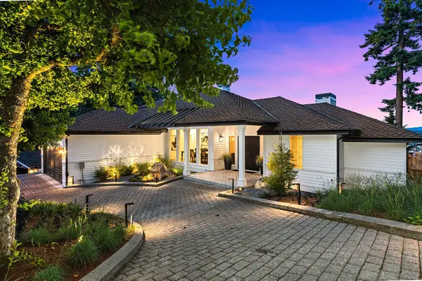 7712 89th Place Se, Mercer Island, WA 98040