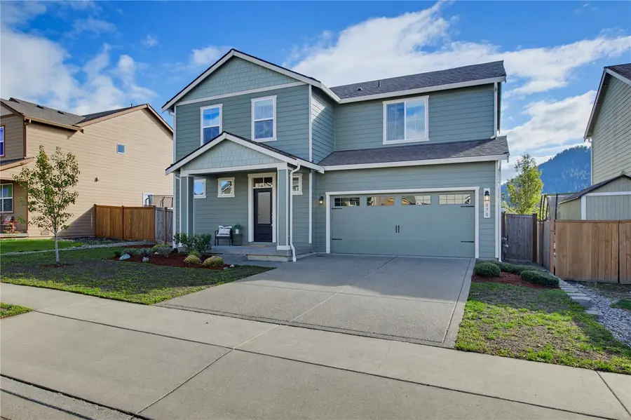 878 Riley Drive E, Enumclaw, WA 98022 - #2