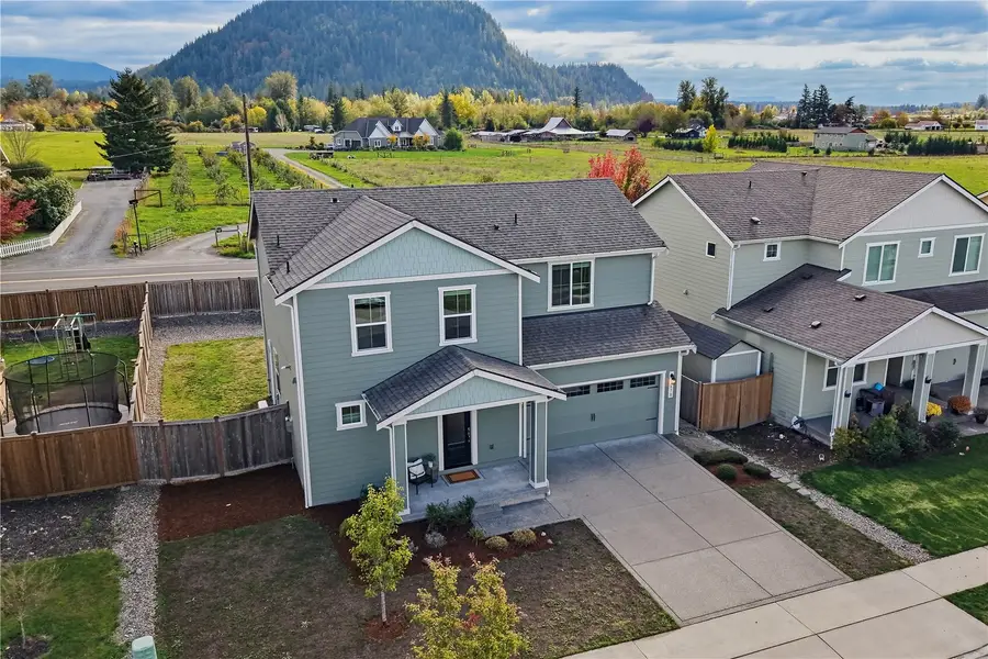 878 Riley Drive E, Enumclaw, WA 98022 - #3