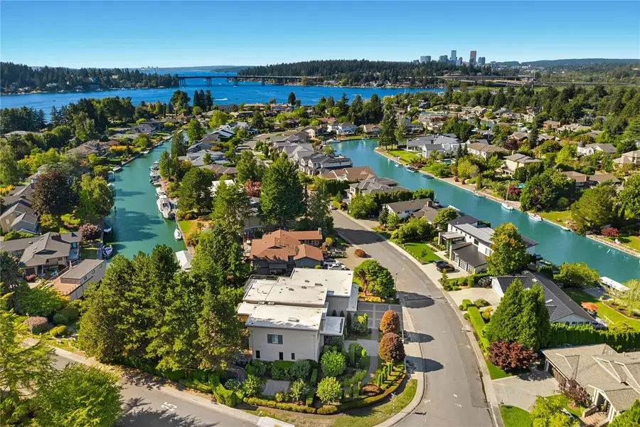 2 Crescent Key Se, Bellevue, WA 98006 - #2