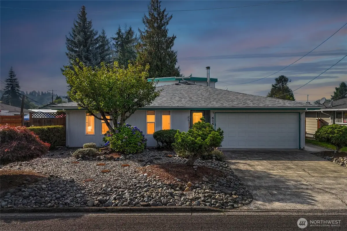 616 13th St Sw, Puyallup, WA 98371 - #1