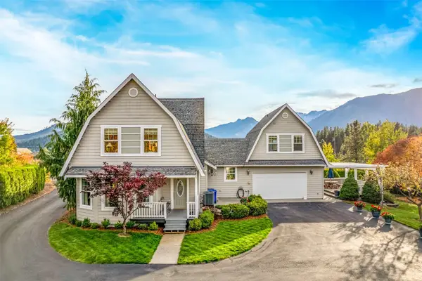 92 Lucky Dog Lane, Leavenworth, WA 98826