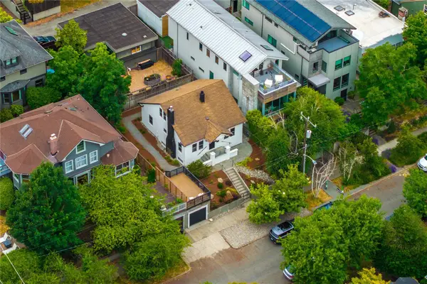 1509 4th Avenue W, Seattle, WA 98119