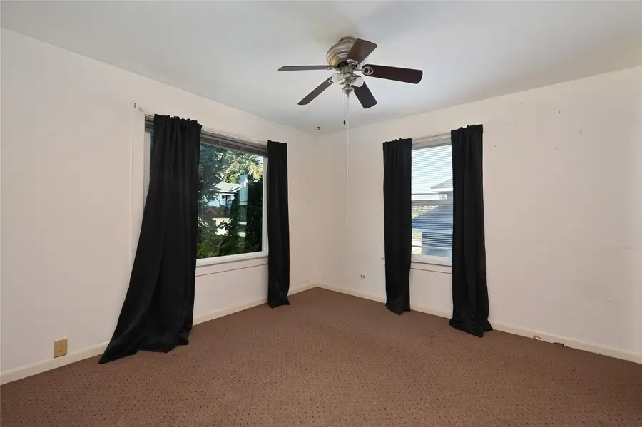 4434 28th Place W, Seattle, WA 98199 - #3