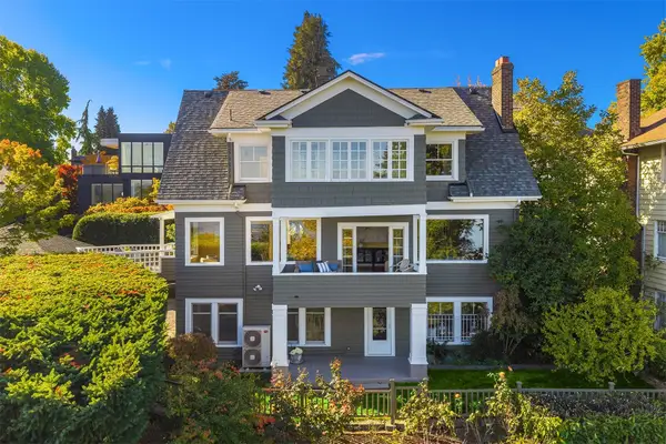 1429 33rd Avenue S, Seattle, WA 98144