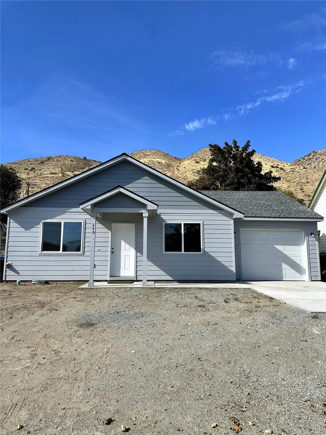 246 Beach Street, Pateros, WA 98846 - #1