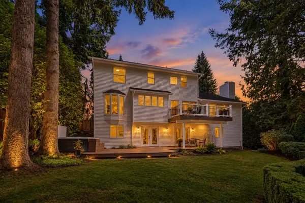 22109 NE 21st Way, Sammamish, WA 98074