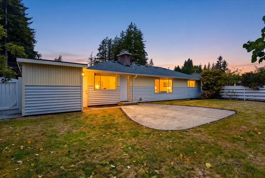 23107 84th Avenue W, Edmonds, WA 98026 - #2
