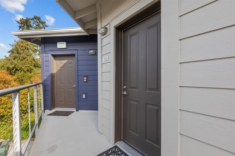11920 98th Avenue Ne #301, Kirkland, WA 98034 - #3