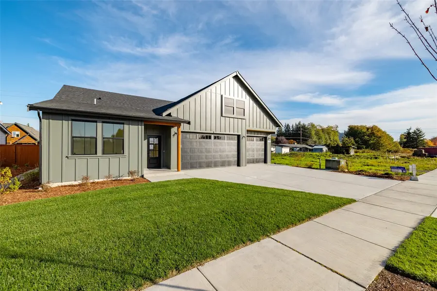 375 Polska Street, Sedro Woolley, WA 98284 - #2