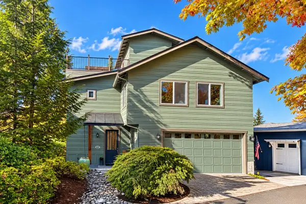 4326 SW Roxbury Street, Seattle, WA 98136