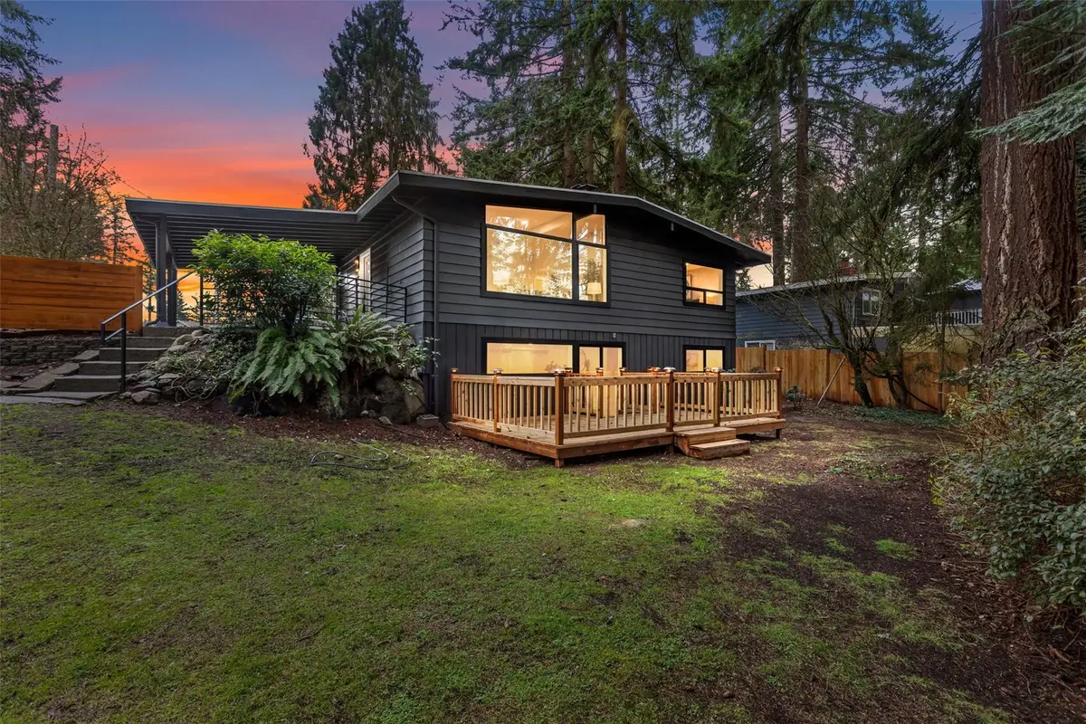 3901 151st Avenue Se, Bellevue, WA 98006 - #1
