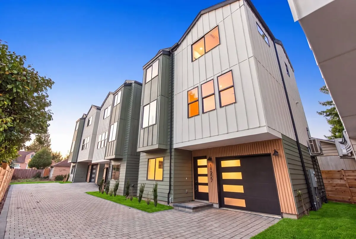 11227 Dayton Avenue N, Seattle, WA 98133 - #1