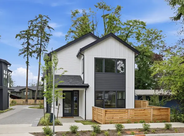 12426 NE 90th Street, Kirkland, WA 98033