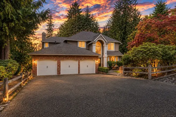 17319 213th Avenue Ne, Woodinville, WA 98077