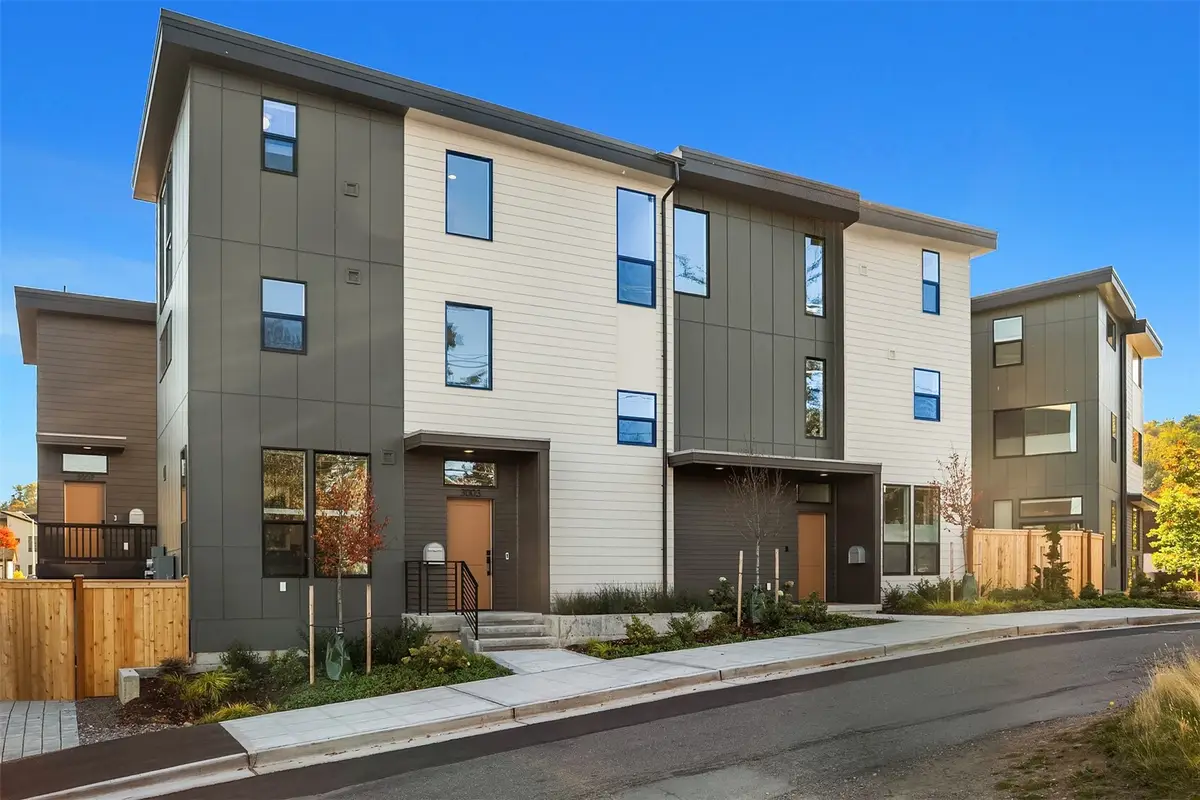 3003 S Dakota Street, Seattle, WA 98108 - #1
