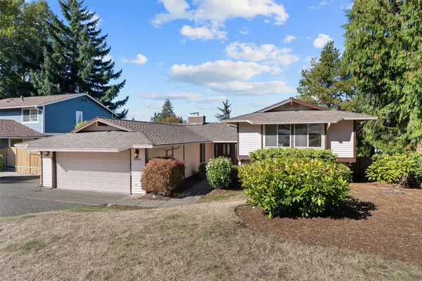15010 SE 46th Way, Bellevue, WA 98006