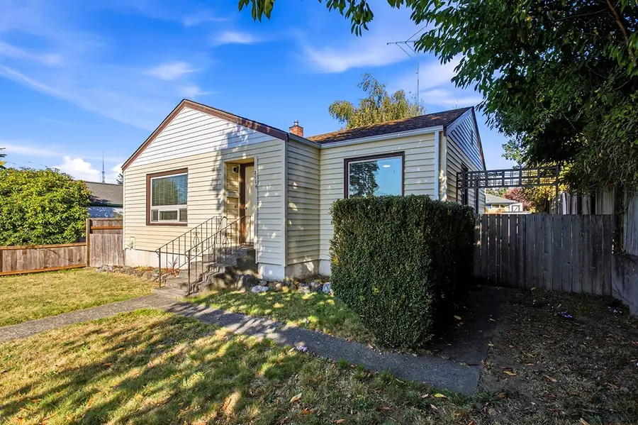 2114 Parker Place, Bremerton, WA 98310 - #3