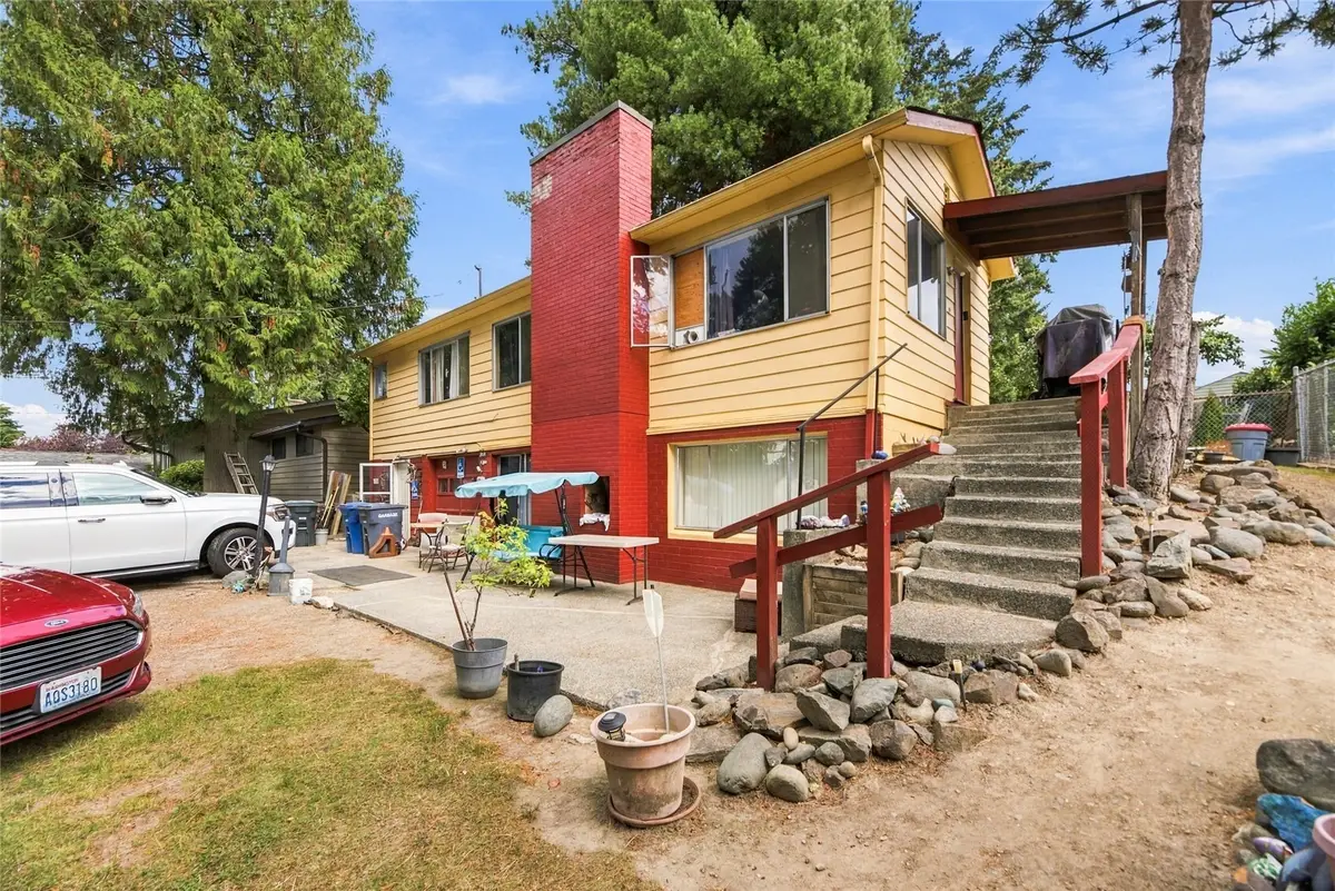 17330 32nd Avenue S, Seatac, WA 98188 - #1