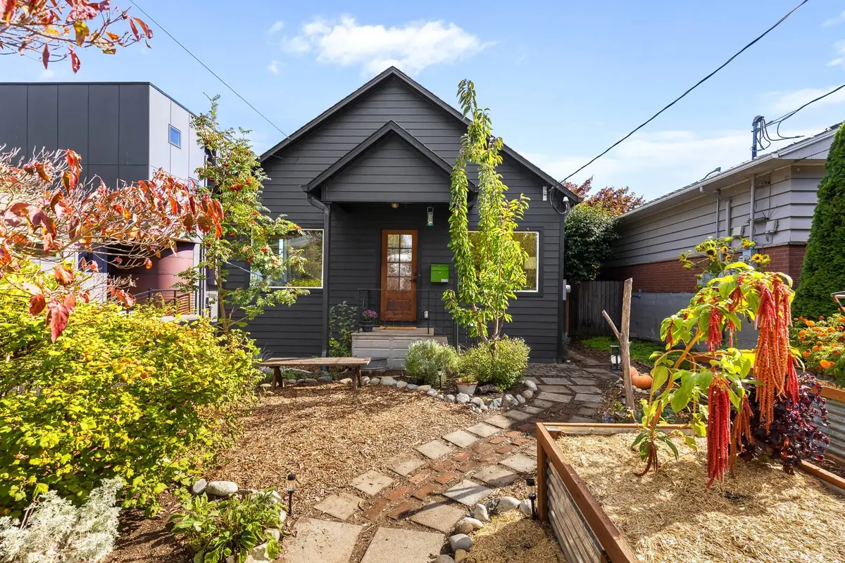 4430 29th Avenue W, Seattle, WA 98199 - #1