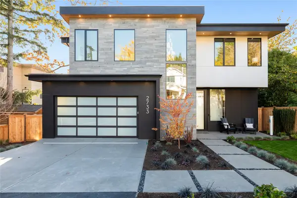 2733 62nd Avenue Se, Mercer Island, WA 98040
