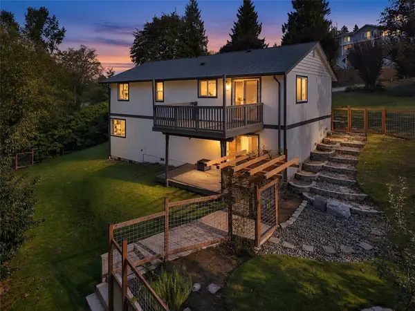 8618 74th Drive Ne, Marysville, WA 98270