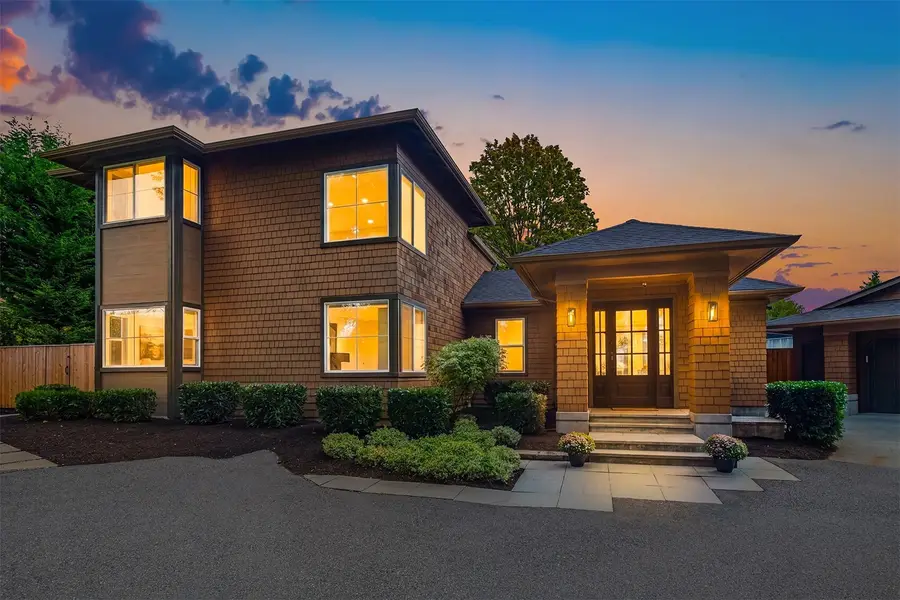701 20th Avenue W, Kirkland, WA 98033 - #2