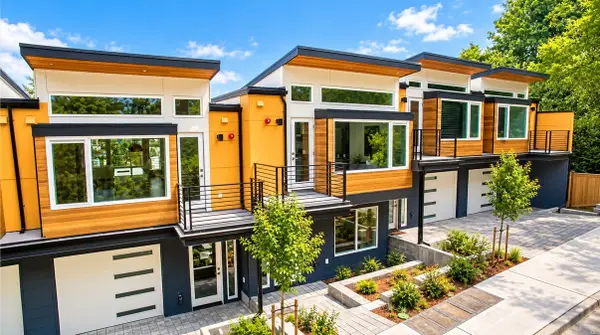 1546 Sturgus Avenue S, Seattle, WA 98144