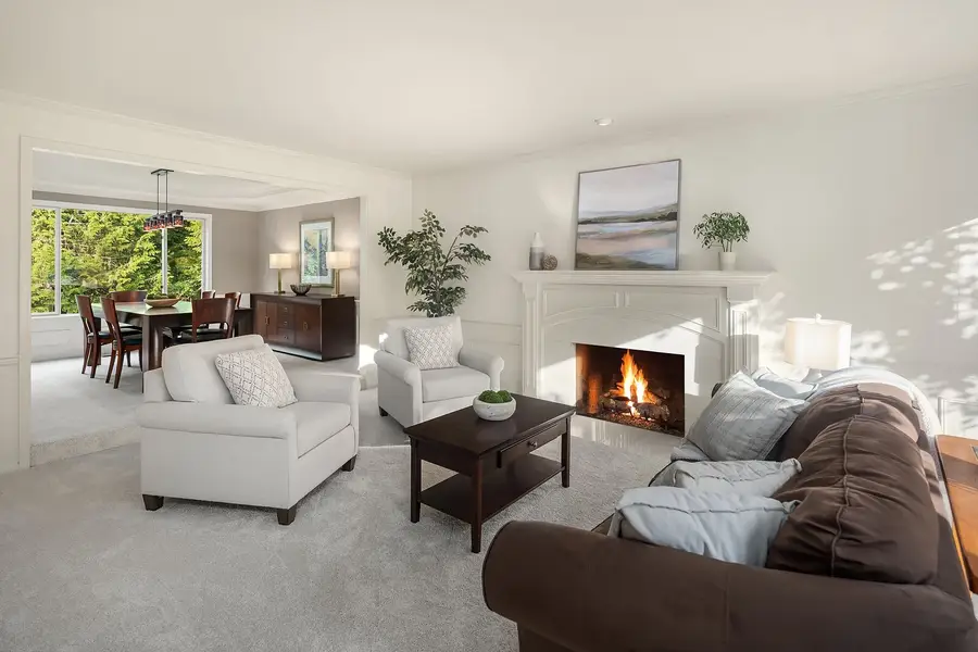 24520 NE 11th Place, Sammamish, WA 98074 - #3