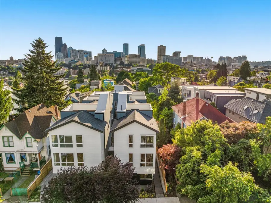 825 17th Avenue, Seattle, WA 98144 - #2