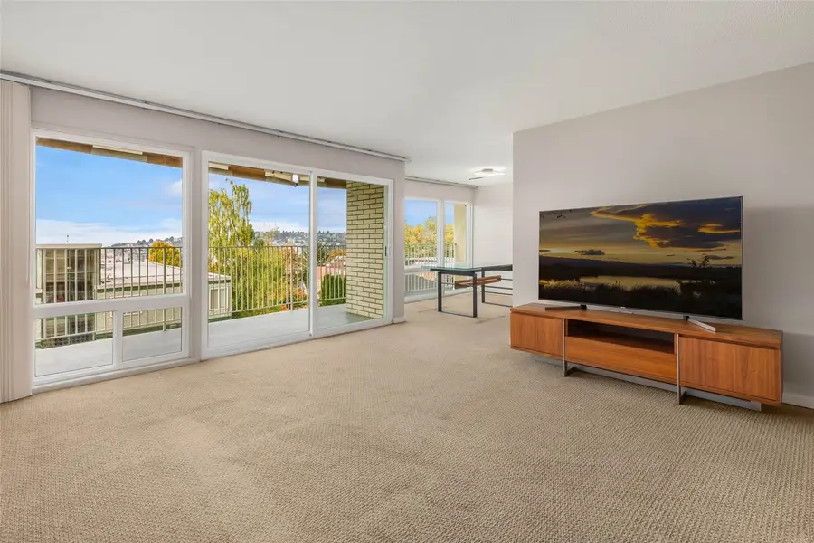 525 Belmont Avenue E #3C, Seattle, WA 98102 - #3