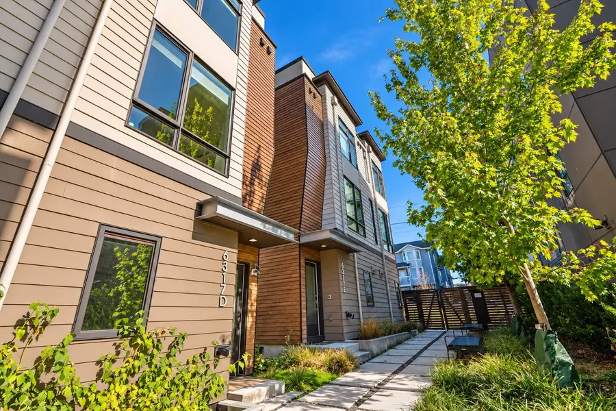 6317 9th Avenue Ne #D, Seattle, WA 98115 - #2