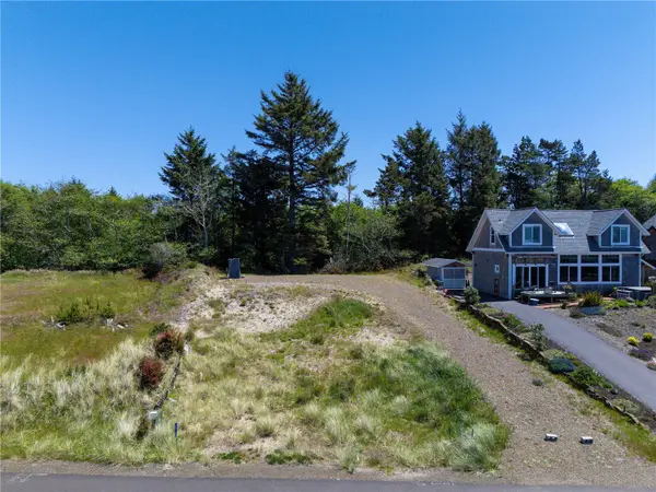 35000 J Place #31, Ocean Park, WA 98640