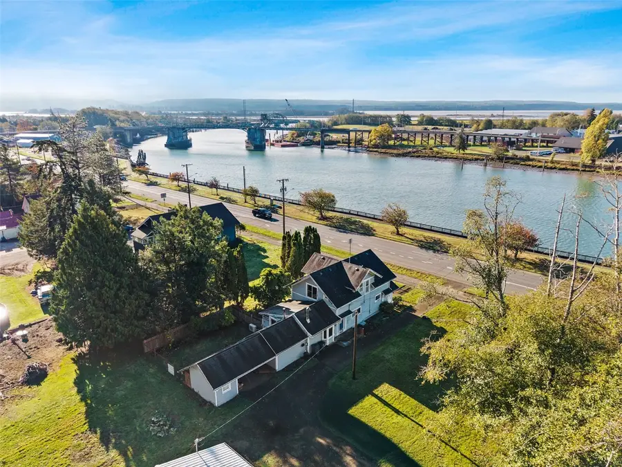 1811 Riverside Avenue, Hoquiam, WA 98550 - #2