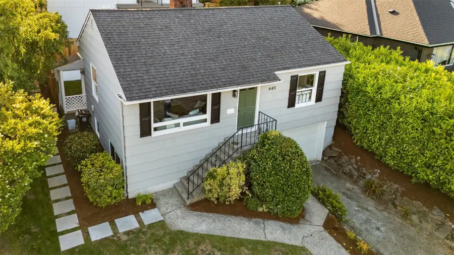 4411 50th Avenue Sw, Seattle, WA 98116 - #3