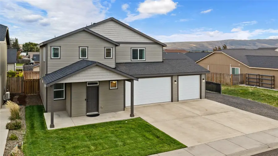 212 E Country Side Avenue, Ellensburg, WA 98926 - #2