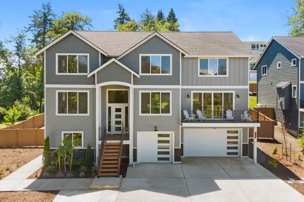 7907 S 132 Street, Seattle, WA 98178