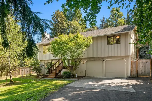 23023 39th Avenue W, Brier, WA 98036