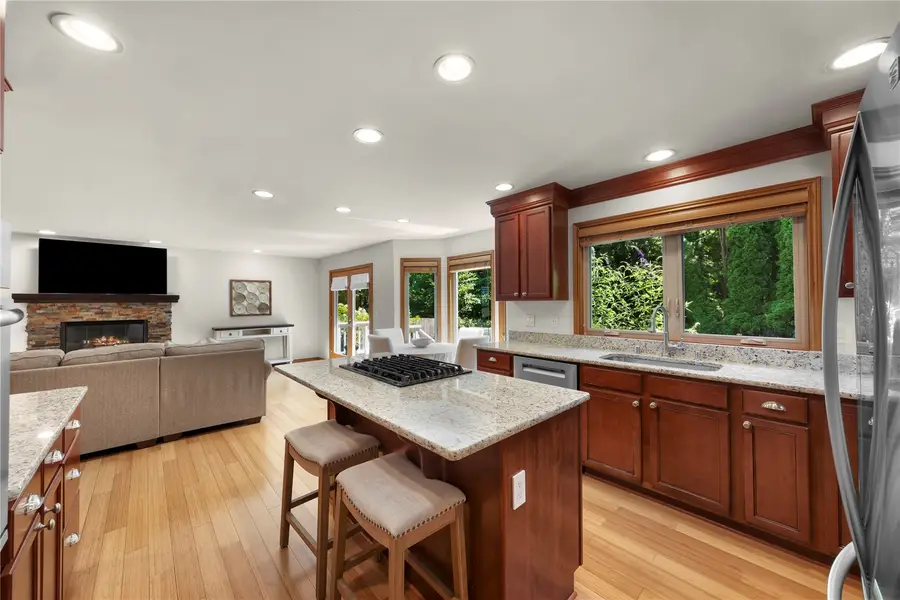 22209 NE 11th Place, Sammamish, WA 98074 - #3