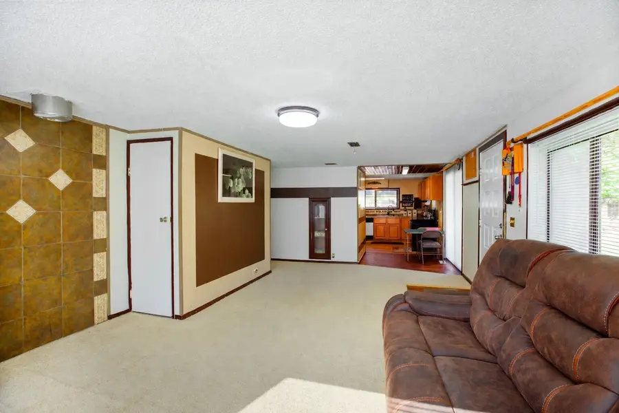 10433 1st Avenue Sw, Seattle, WA 98146 - #3