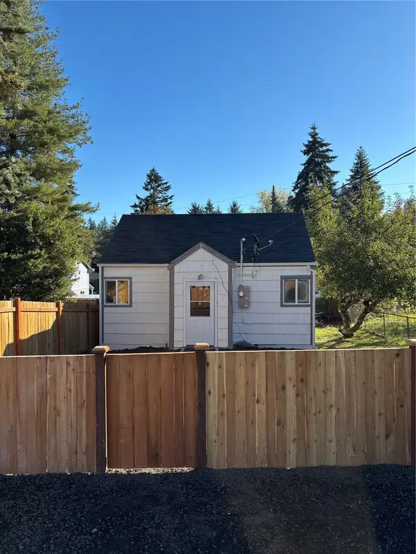 1431 Garrison Ave, Port Orchard, WA 98366