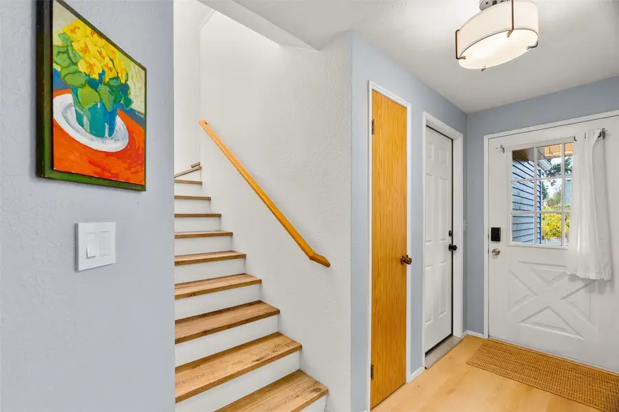 6710 3rd Avenue Nw, Seattle, WA 98117 - #3