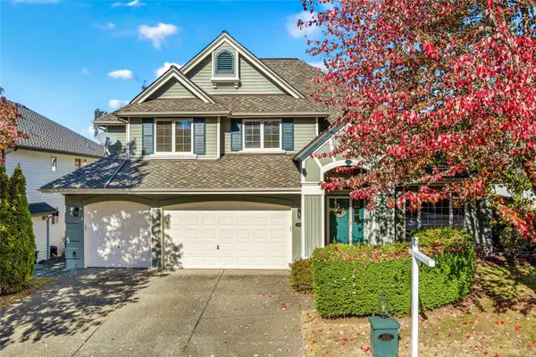 8012 NE 151st Court, Kenmore, WA 98028