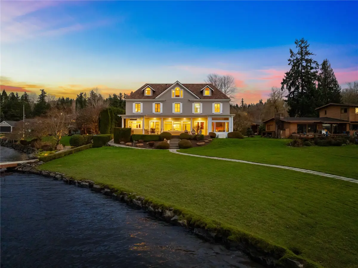 649 E Lake Sammamish Parkway Se, Sammamish, WA 98074 - #1