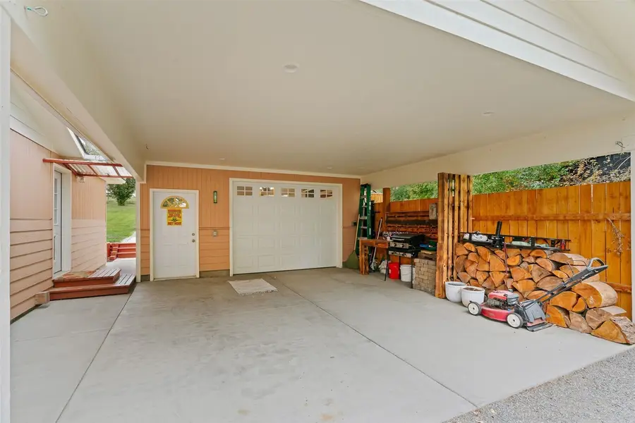 381 Selah Naches Road, Selah, WA 98942 - #3