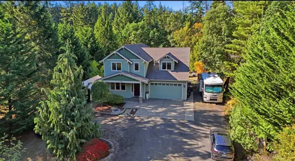 272 SW Lakeway Boulevard, Port Orchard, WA 98367